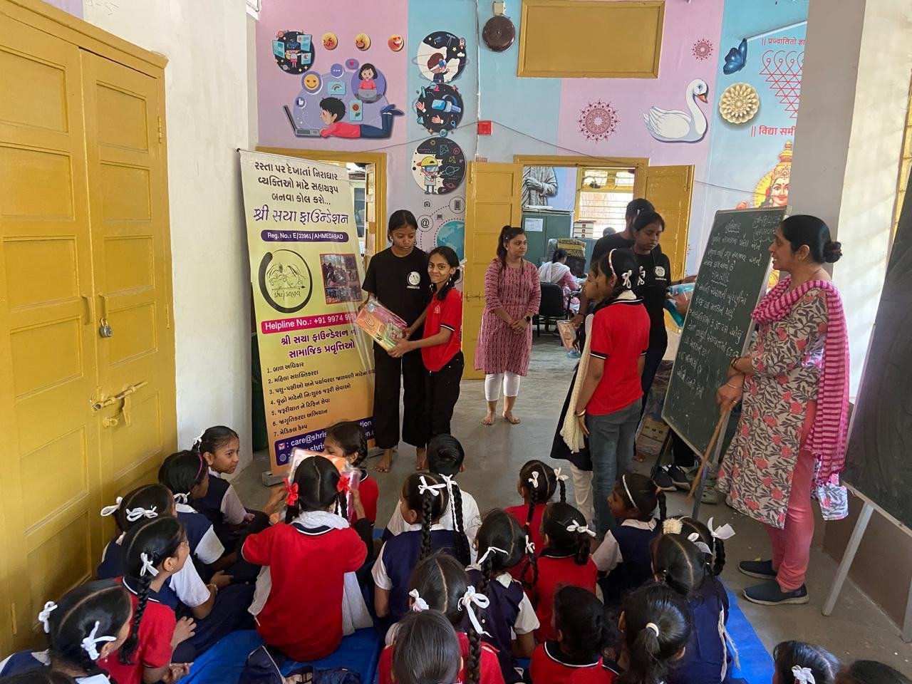 School kit distribution &mdash; Child Education