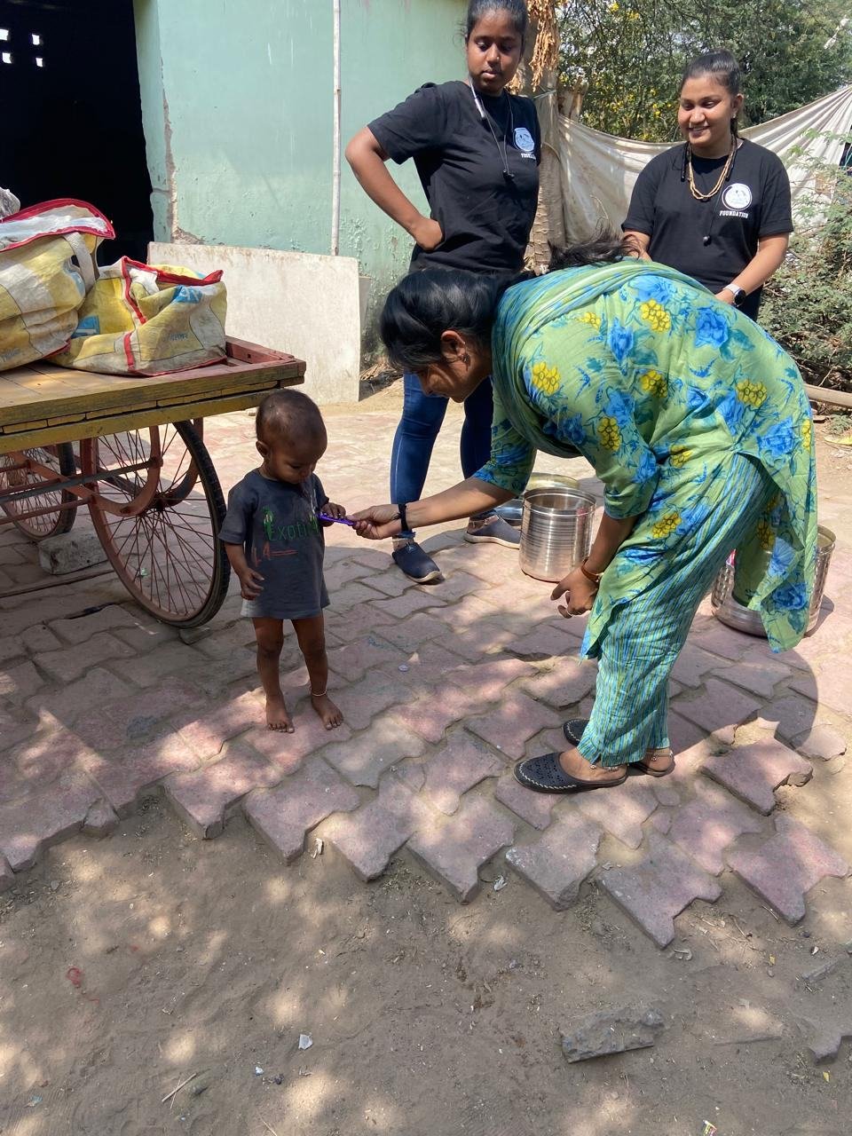 Evening meal service &mdash; Hunger Relief