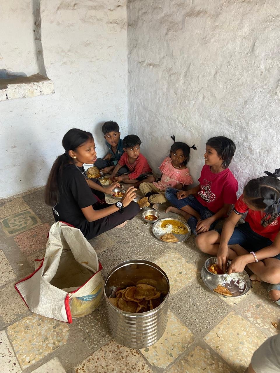 Evening meal service &mdash; Hunger Relief
